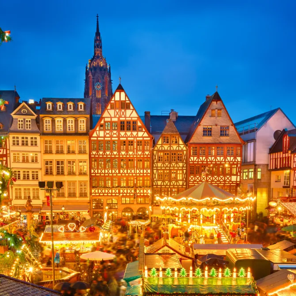 20 Best Snowy Christmas Towns to Visit in 2025